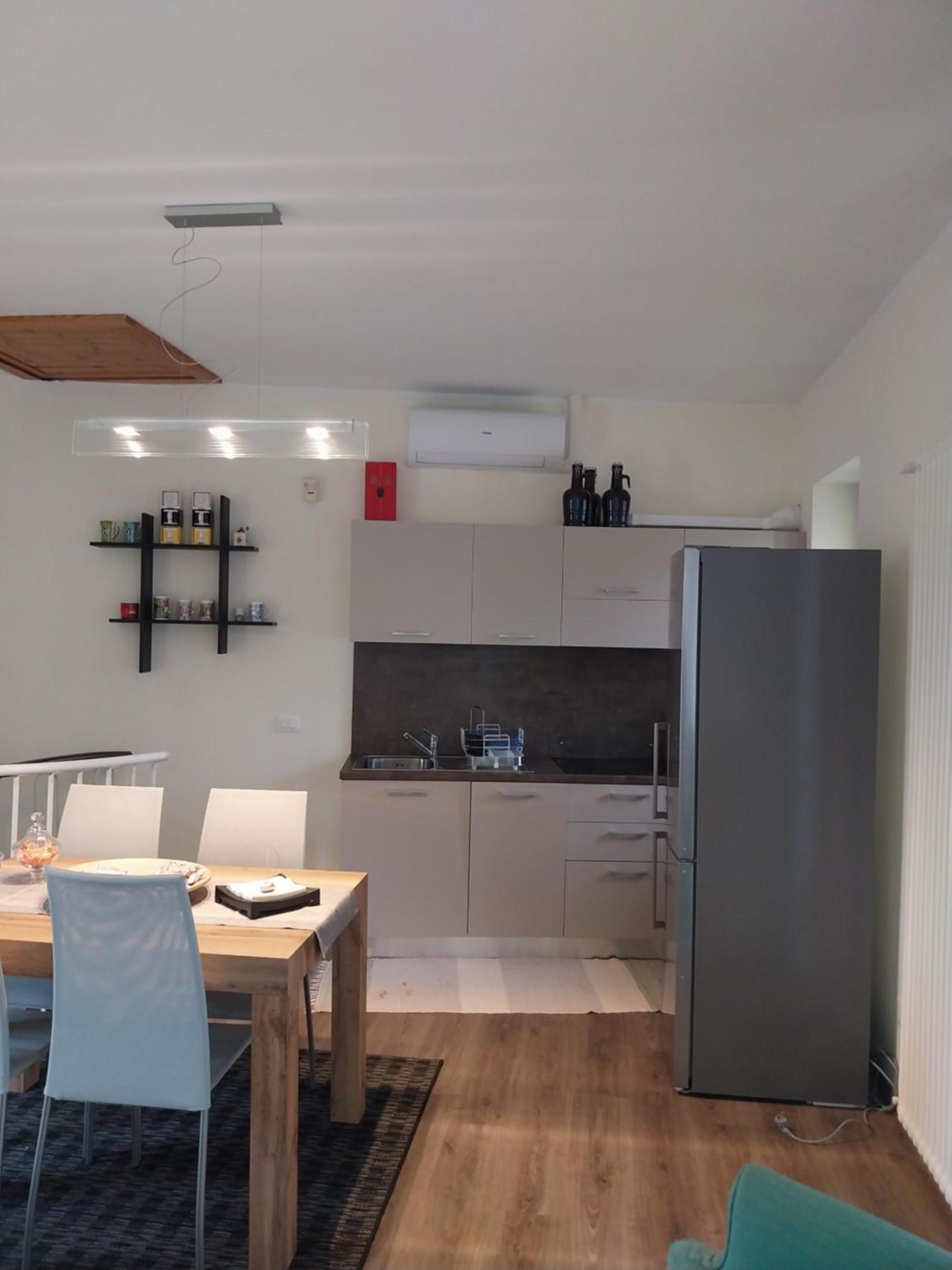 Casa Valentino - Appartamento Con Vista Madonna Del Sasso Ngoại thất bức ảnh